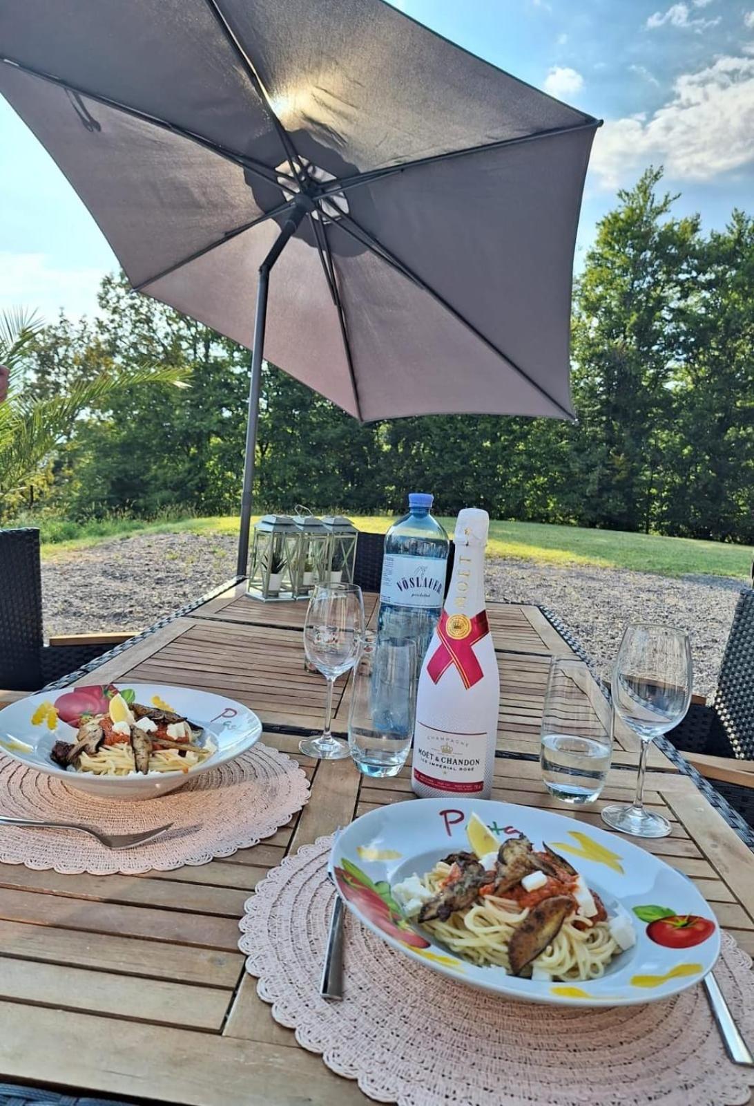 Feriendomizil Schleich Am Steinriegl Appartement Bad Gleichenberg Buitenkant foto
